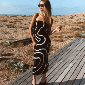 Contrast Black Wavy Striped Print Sleeveless Bodycon Midi Sweater Dress